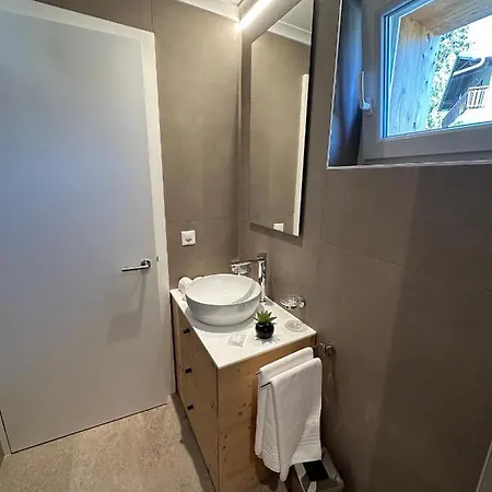 Отель John's 4*