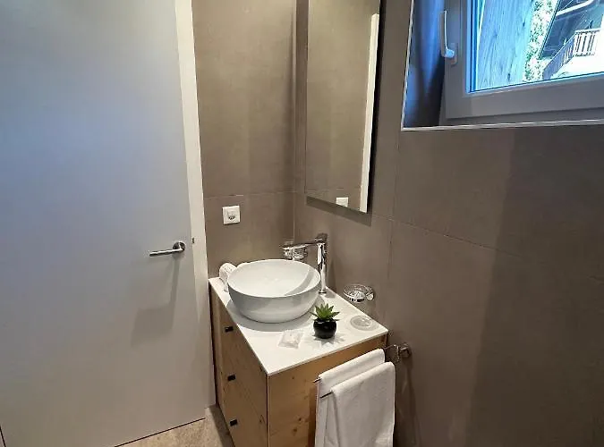 Hotell John's 4*